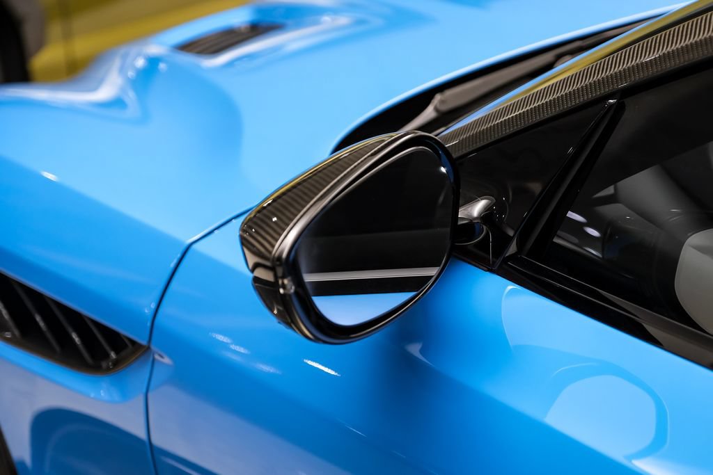 Used 2022 Aston Martin DBS Superleggera RWD image 29