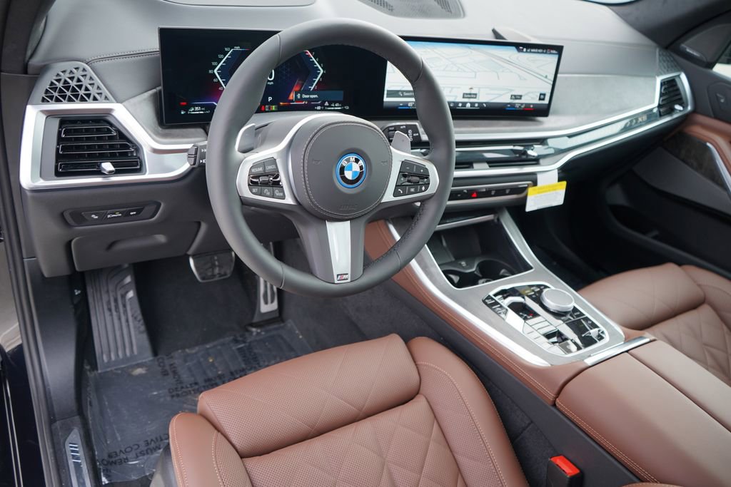 New 2026 BMW X5 xDrive50e w/ M Sport Package image 12