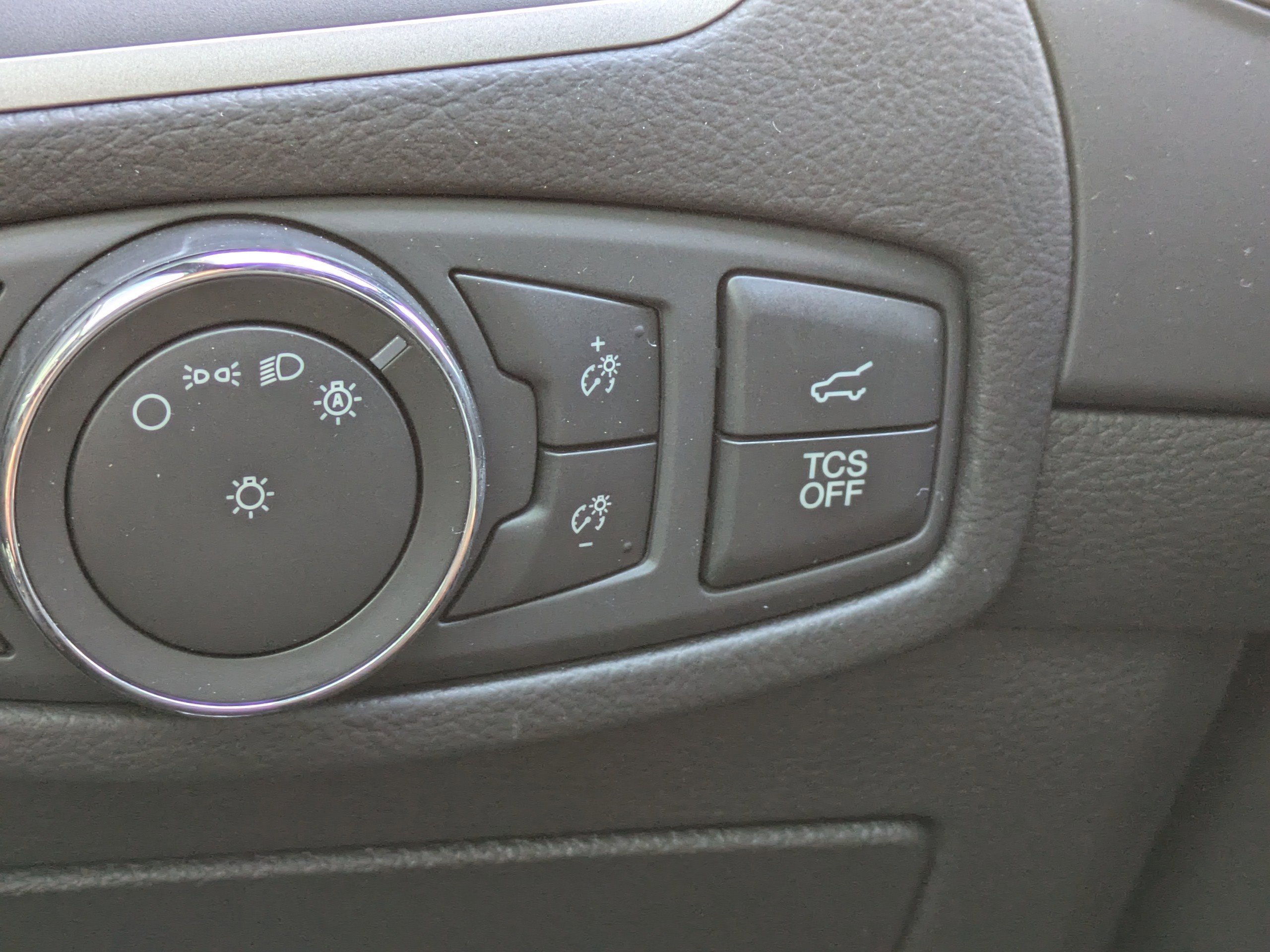 Used 2020 Ford Edge ST-Line image 21