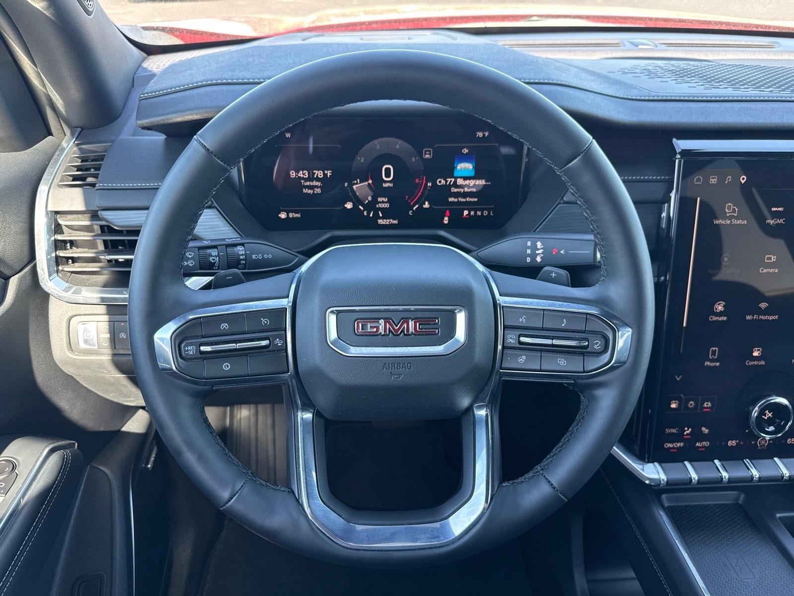 Used 2026 GMC Acadia Elevation w/ Elevation Premium Package FWD image 8