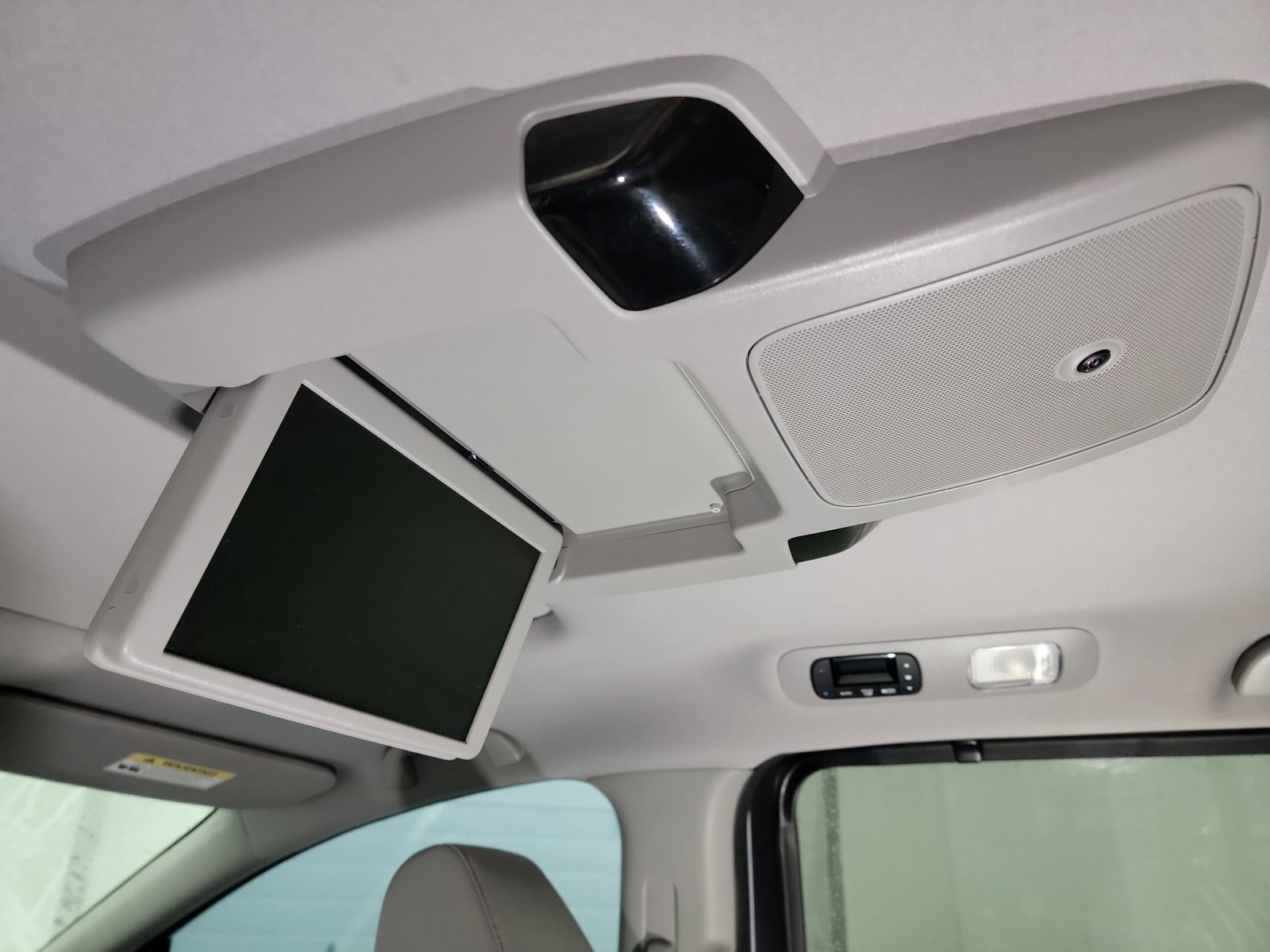 Used 2023 Honda Odyssey Touring image 34