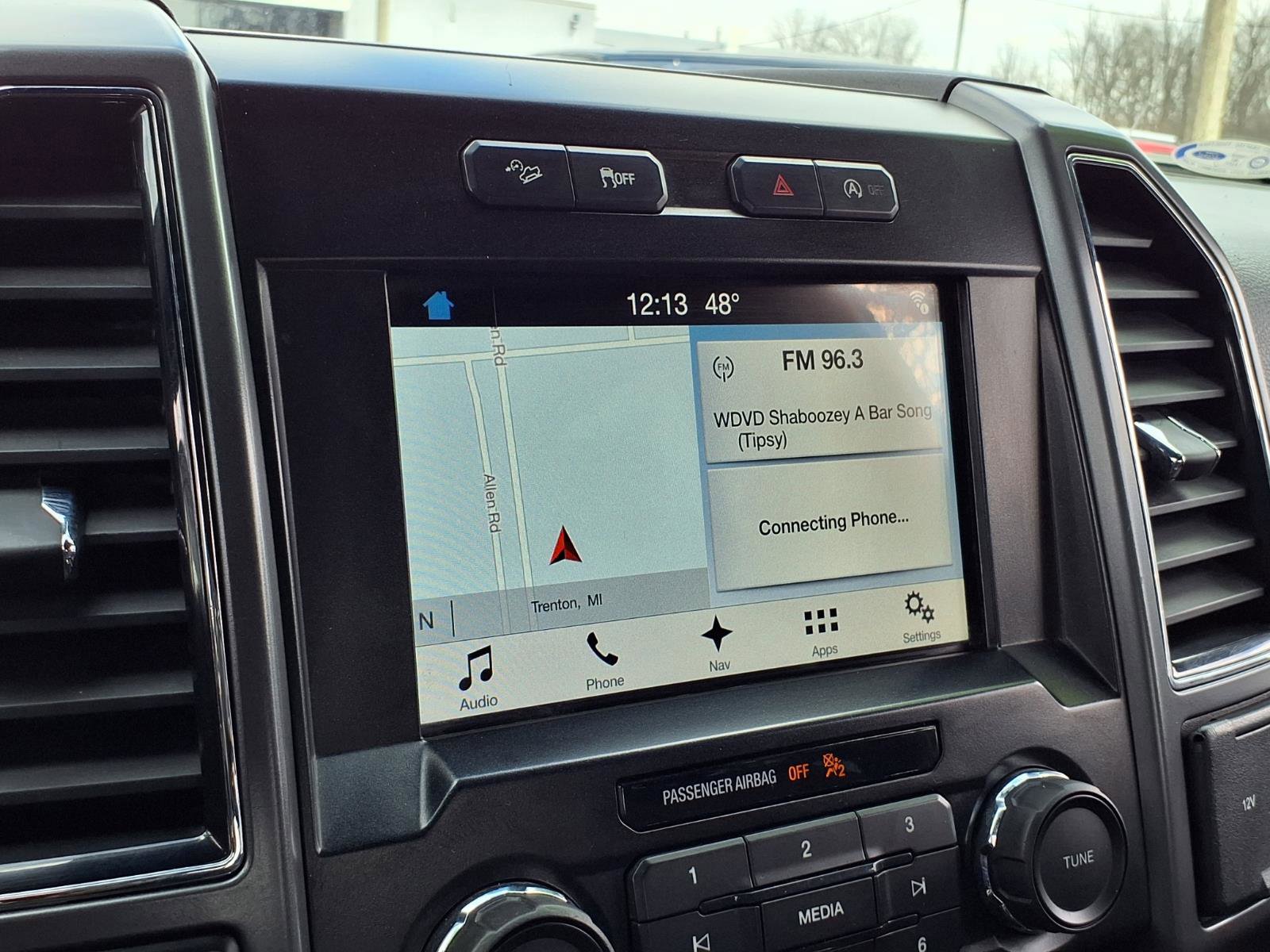 Used 2018 Ford F150 XLT w/ Equipment Group 302A Luxury image 12