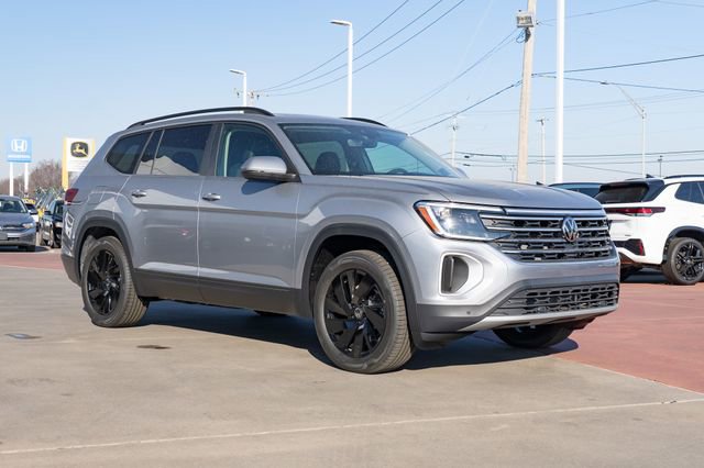 New 2026 Volkswagen Atlas SE image 8