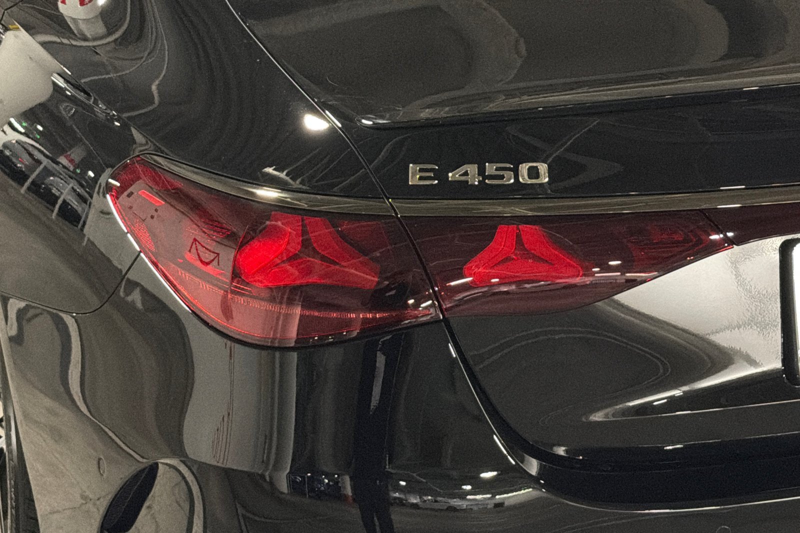 New 2027 Mercedes-Benz E 450 4MATIC Sedan image 26