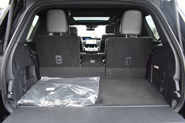 Used 2025 Ford Expedition Platinum w/ Stealth Performance Package image 42