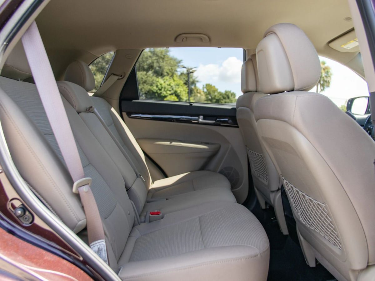 Used 2014 Kia Sorento LX FWD image 24