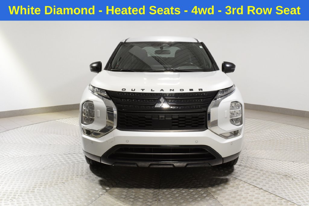 Used 2023 Mitsubishi Outlander SE AWD/4WD image 9