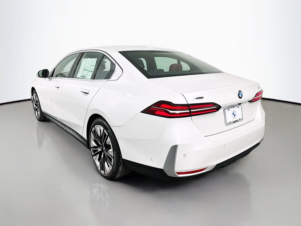 Used 2026 BMW 530i xDrive w/ Premium Package AWD/4WD image 7