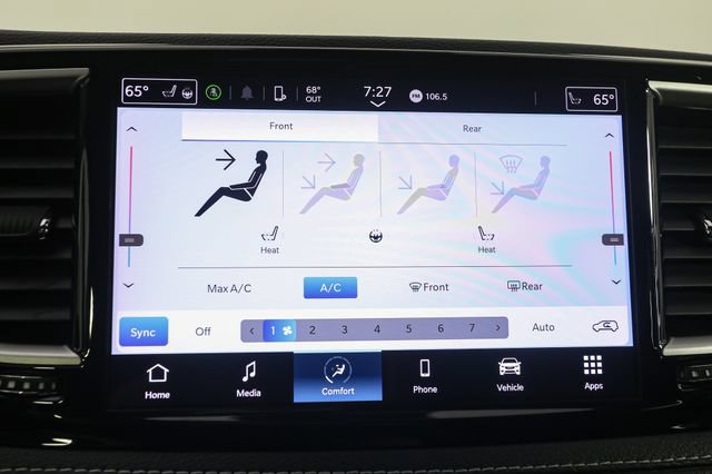 Used 2023 Chrysler Pacifica Touring-L FWD image 24