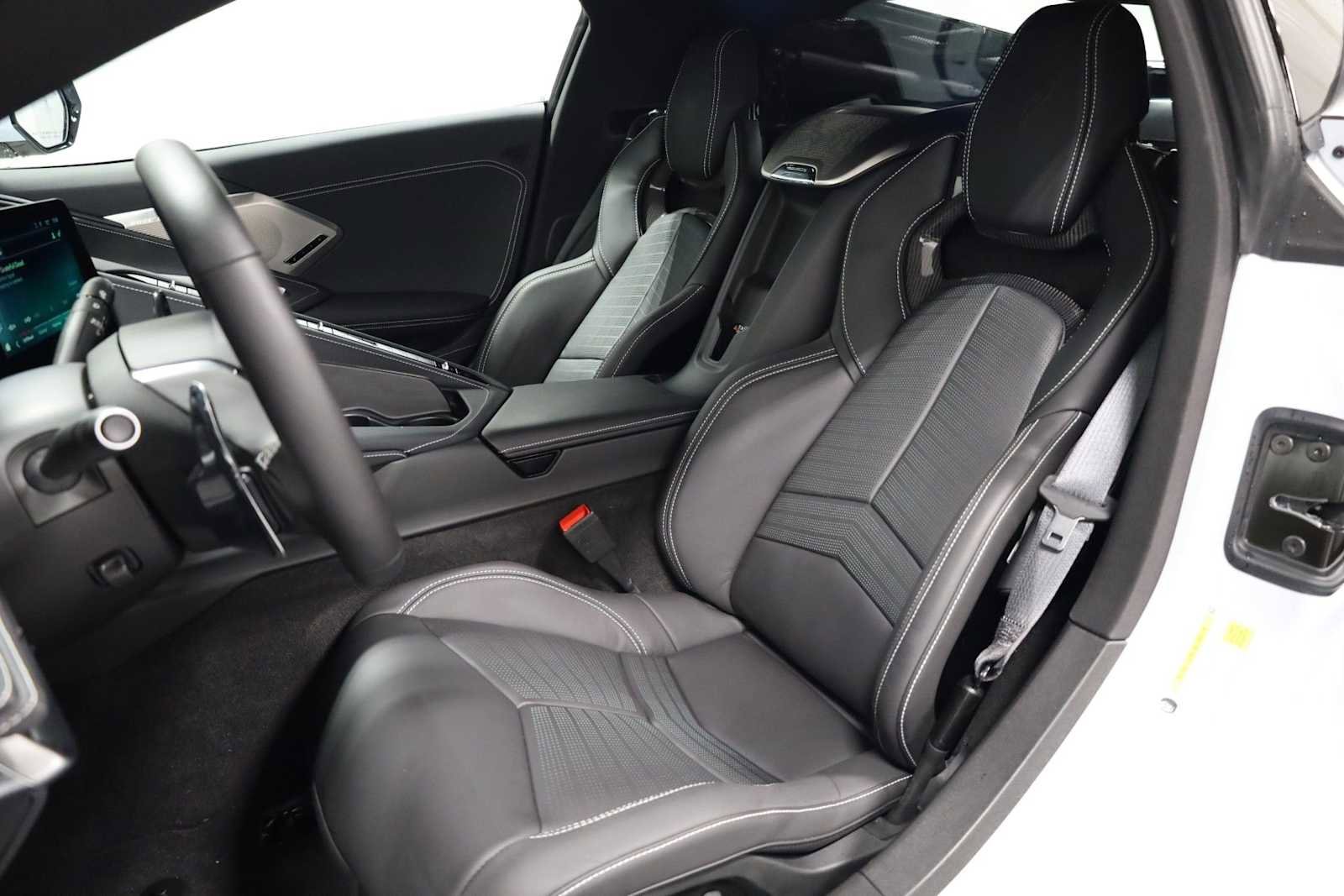 Used 2024 Chevrolet Corvette Z06 image 5