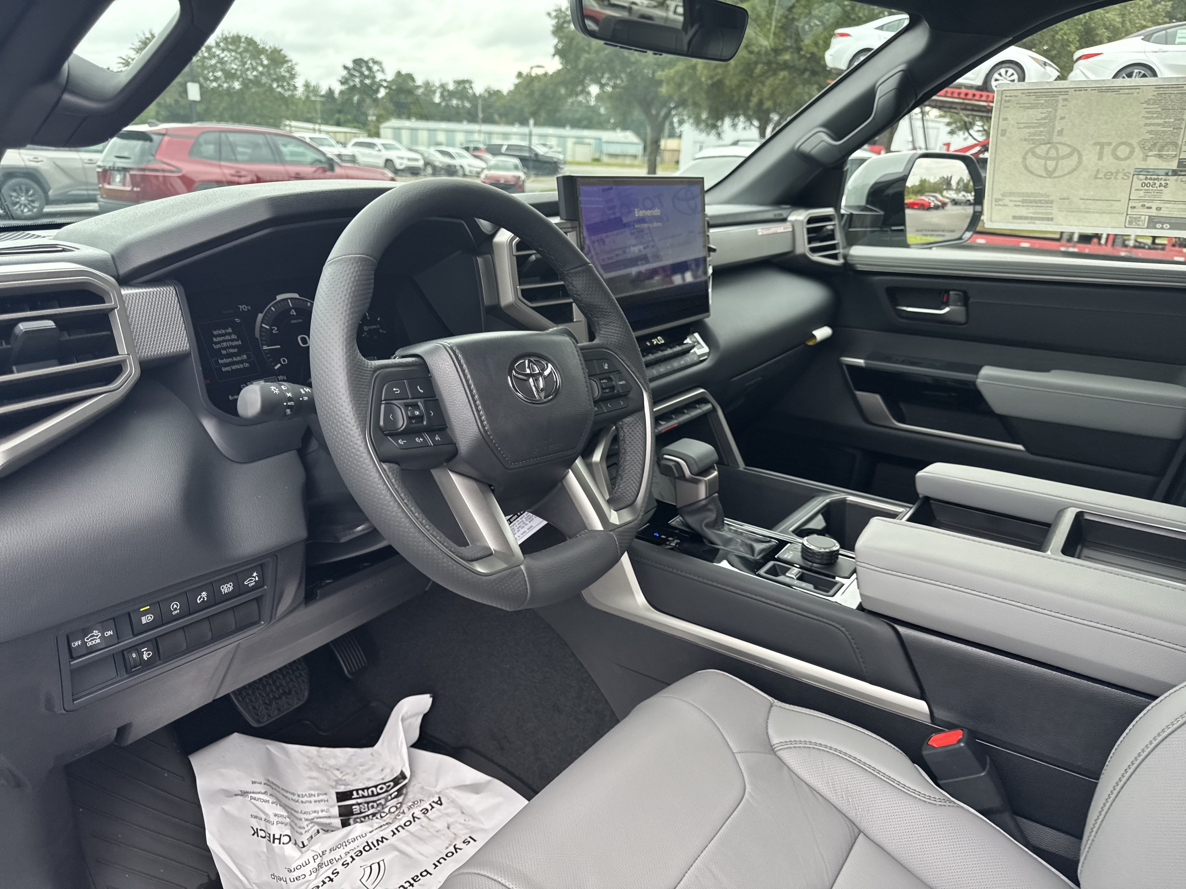 New 2026 Toyota Tundra Limited AWD/4WD image 15