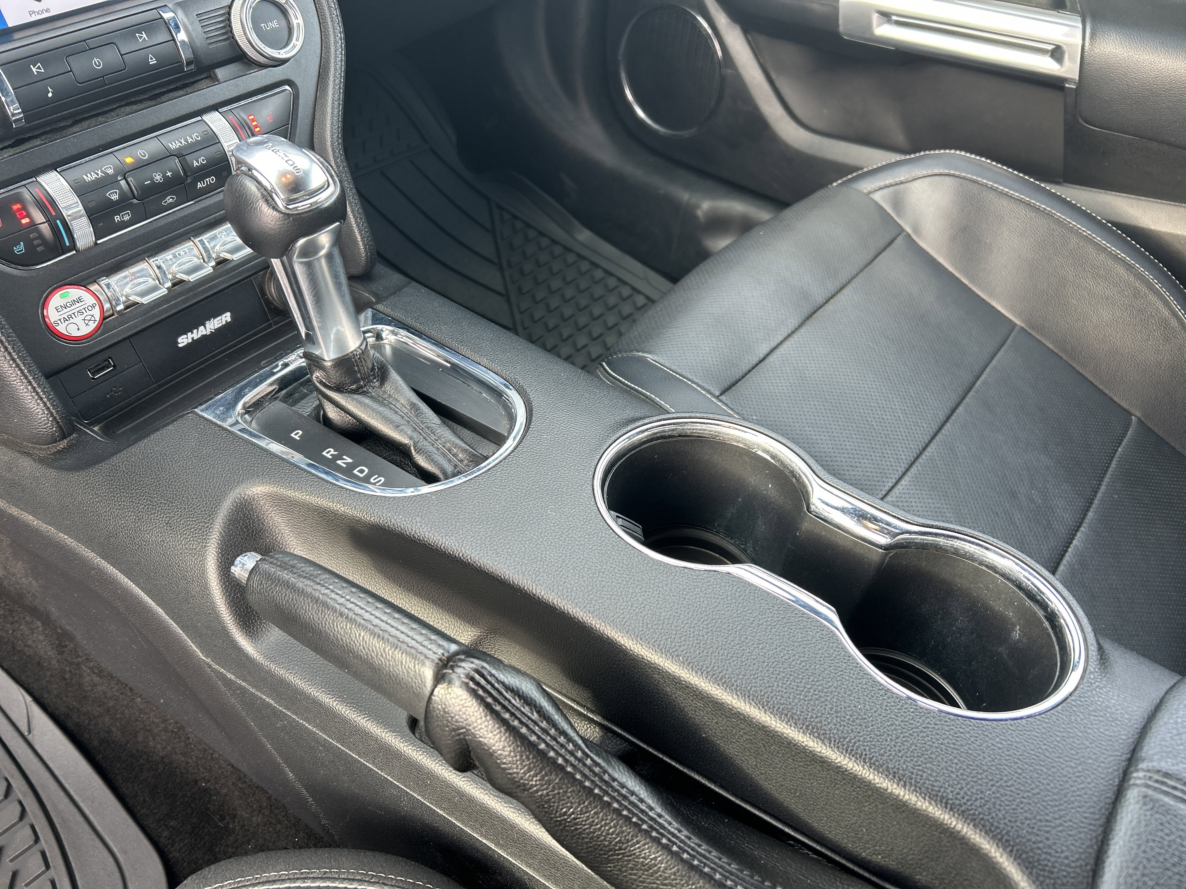 Used 2017 Ford Mustang Premium image 18