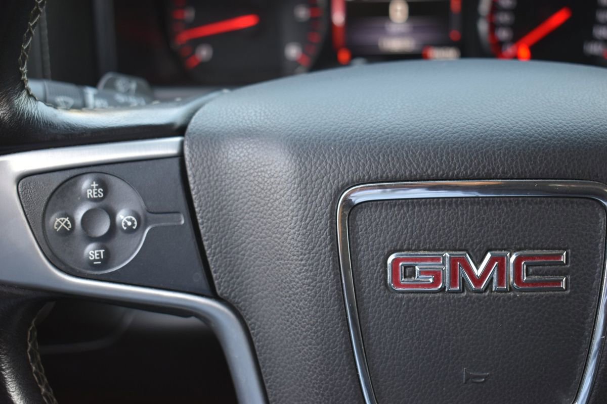 Used 2015 GMC Sierra 1500 SLE w/ SLE Value Package image 24