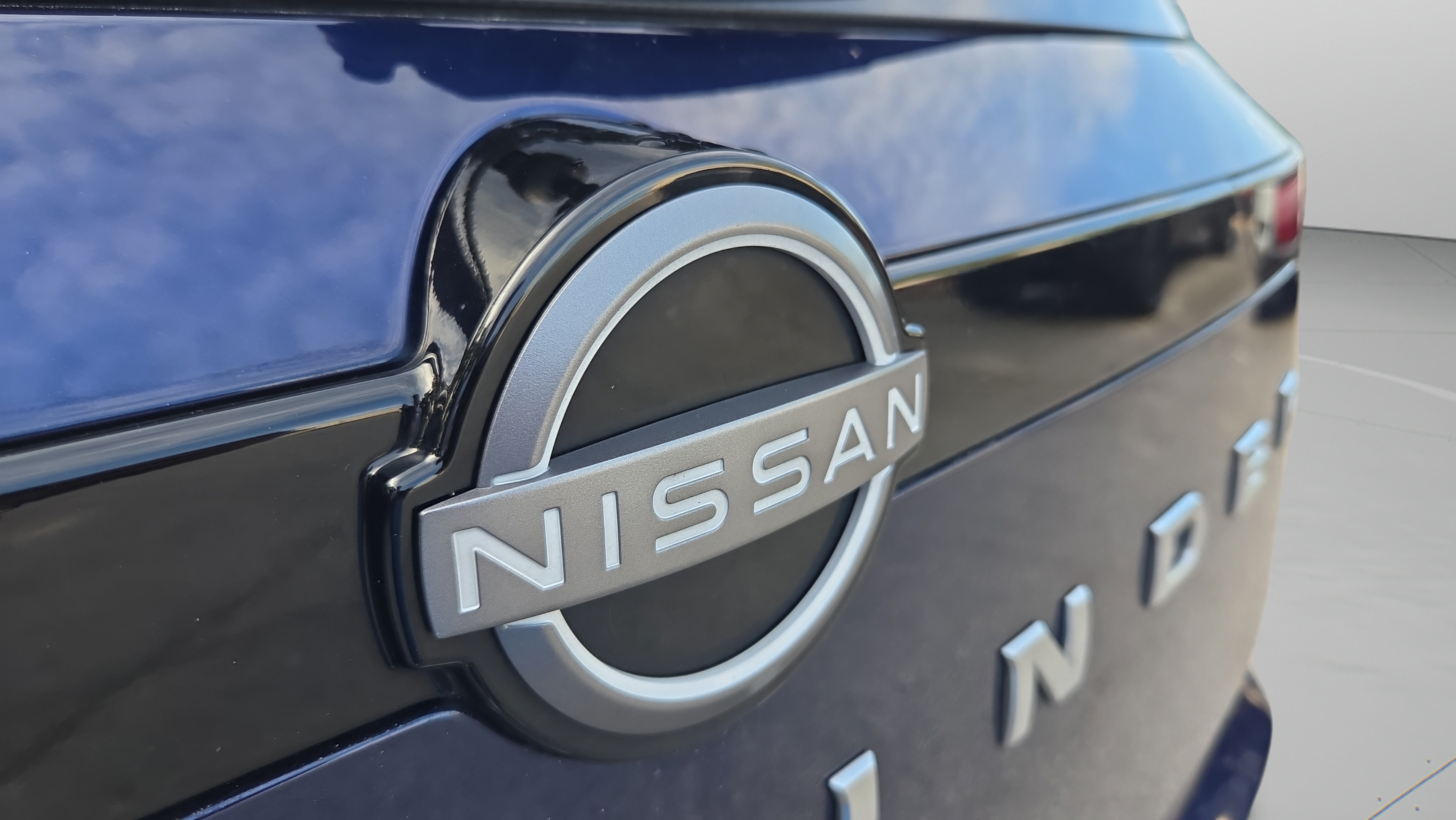 Used 2025 Nissan Pathfinder SV FWD image 30