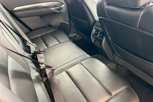 Used 2024 Cadillac XT4 Premium Luxury AWD/4WD image 19