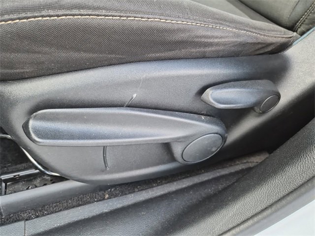 Used 2015 Jeep Cherokee Latitude w/ Cold Weather Group image 18