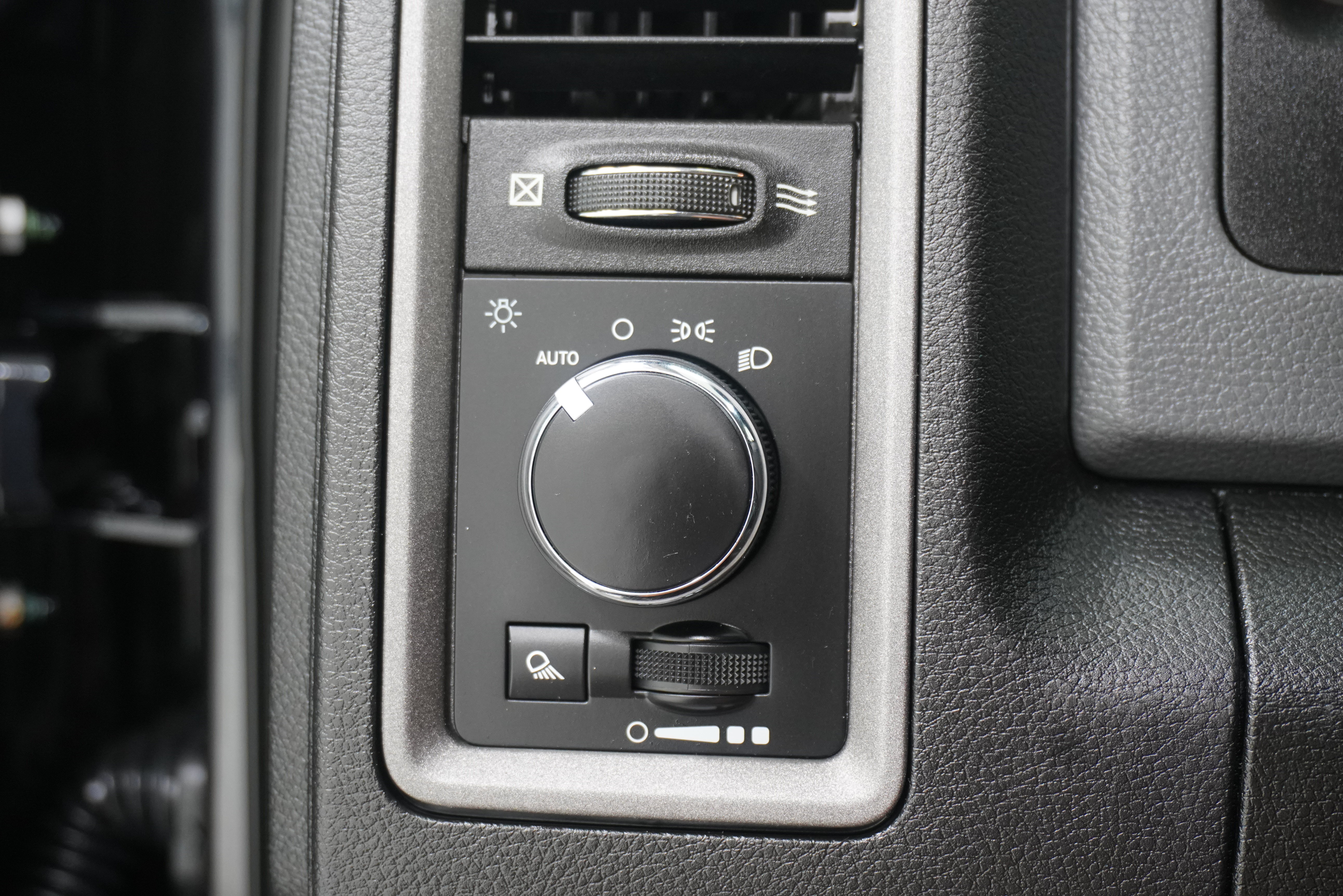 Used 2019 RAM 1500 Tradesman w/ Popular Equipment Group AWD/4WD image 19