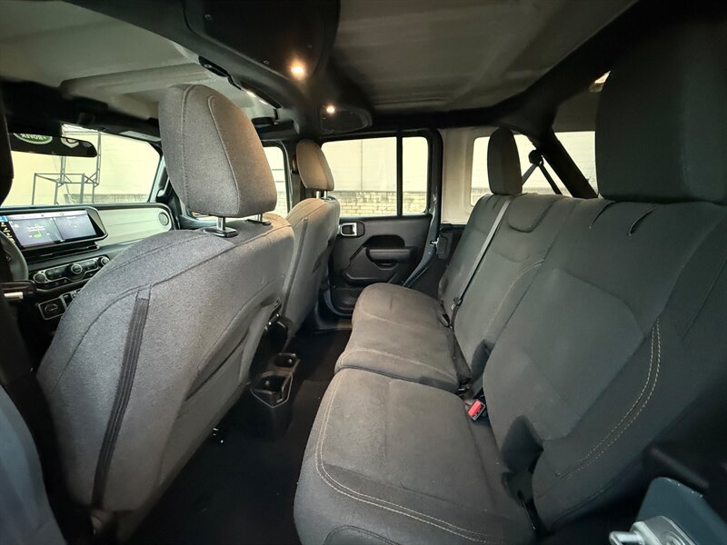 Used 2025 Jeep Wrangler Unlimited Sport AWD/4WD image 22