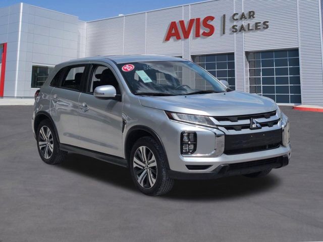 Used 2025 Mitsubishi Outlander Sport SE AWD/4WD image 3