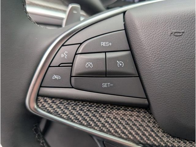 New 2025 Cadillac XT5 Sportv w/ LPO, Blue Accent Package image 18