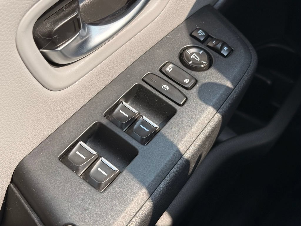 Used 2023 Honda Pilot Elite image 38