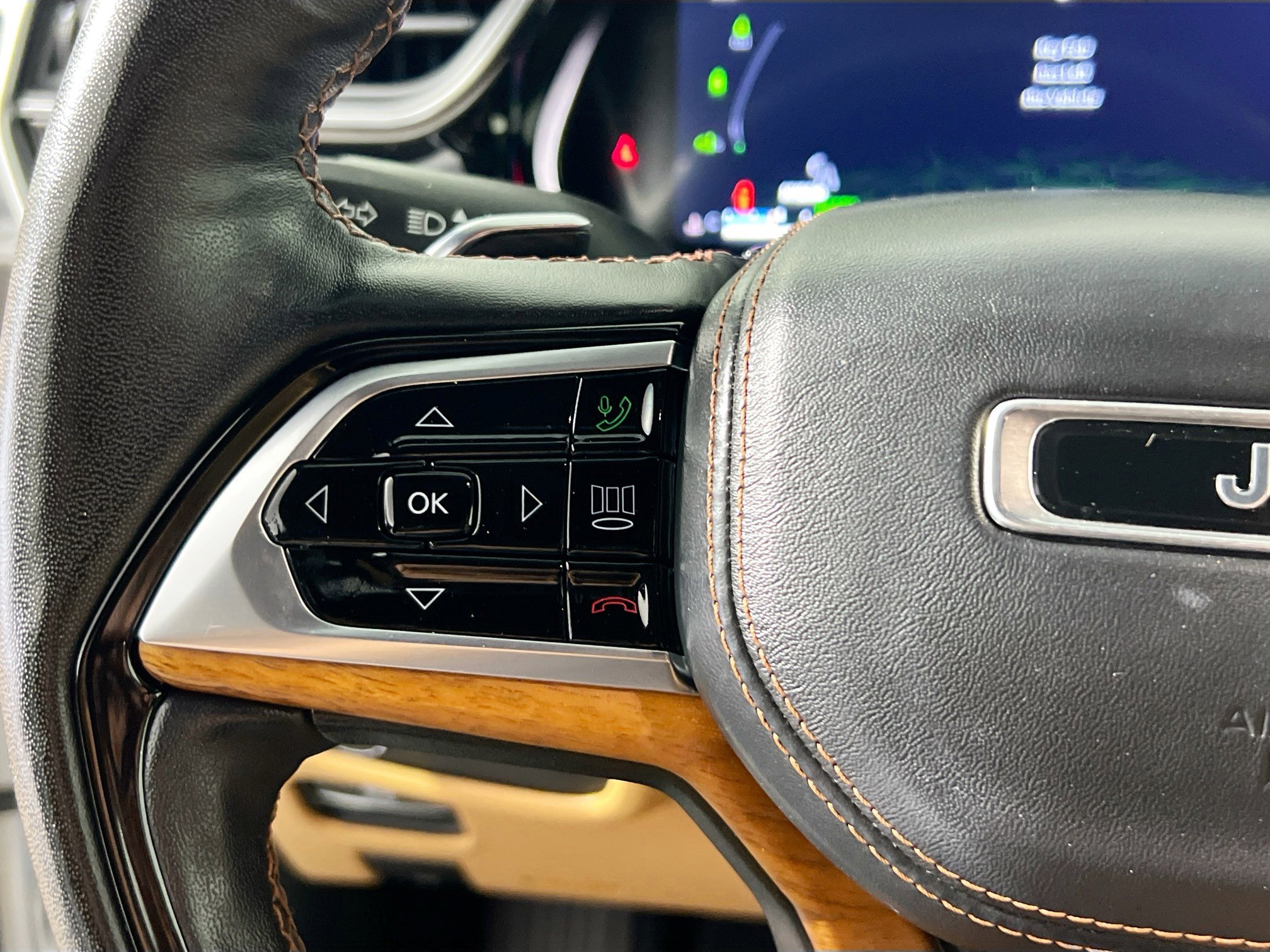 Used 2022 Jeep Grand Cherokee Summit image 18