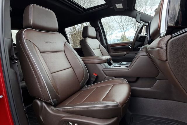 Used 2024 GMC Sierra 2500 Denali w/ Denali Reserve Package image 18