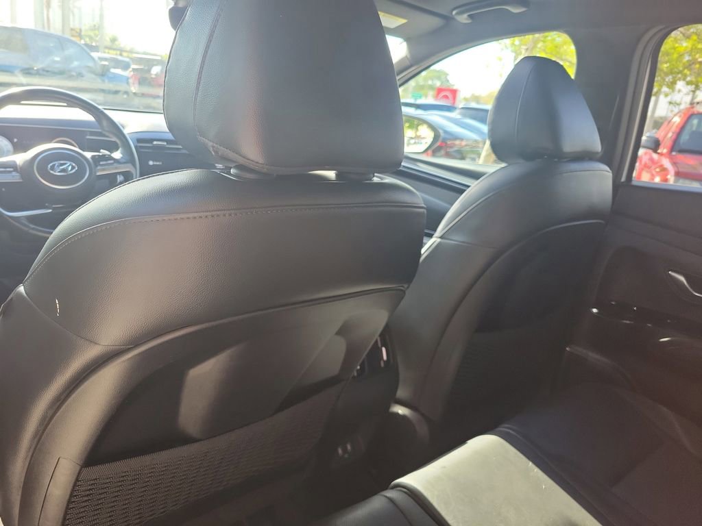 Used 2022 Hyundai Santa Cruz Limited AWD/4WD image 16