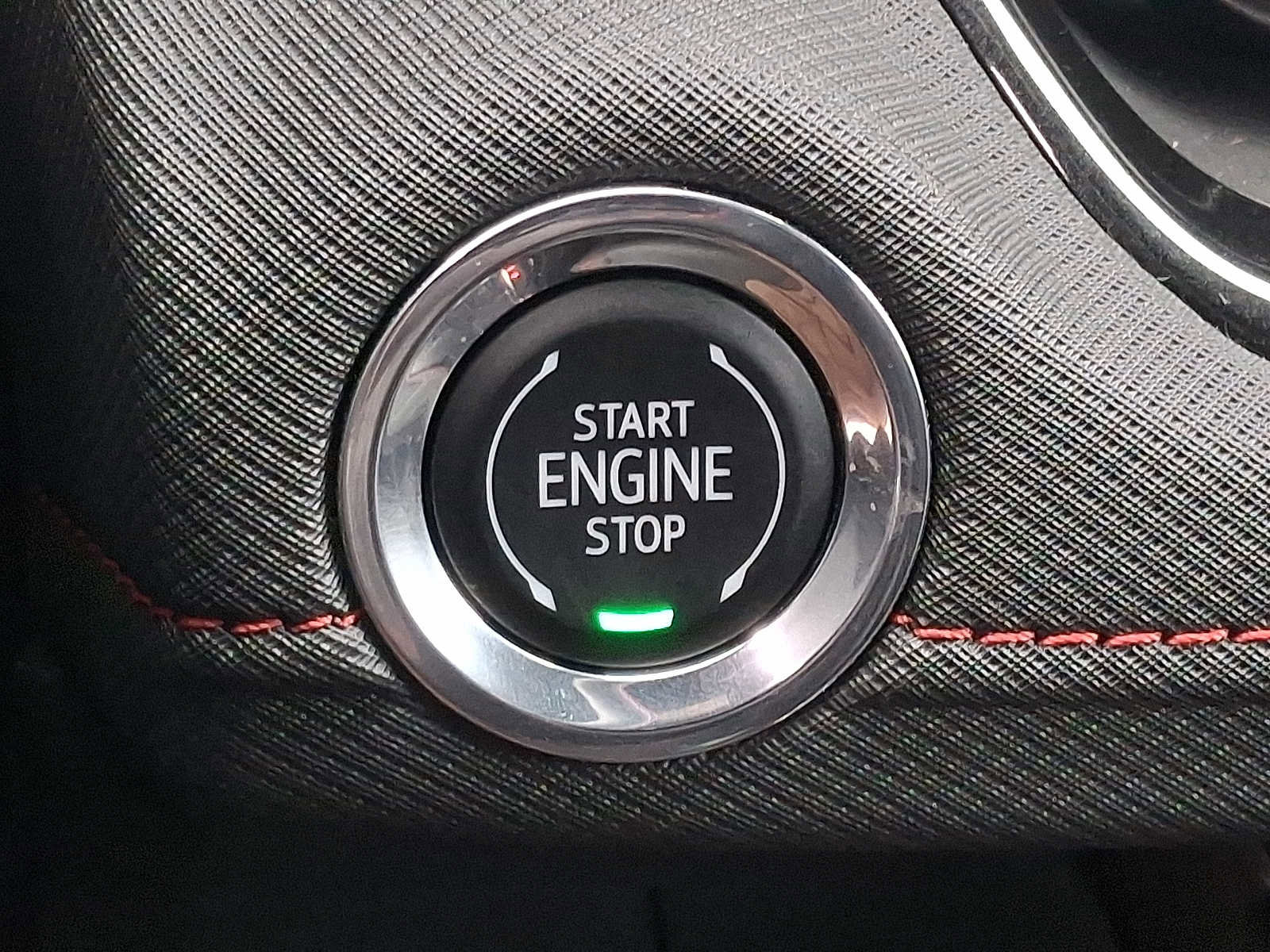 Used 2025 Chevrolet TrailBlazer RS w/ Convenience Package image 23