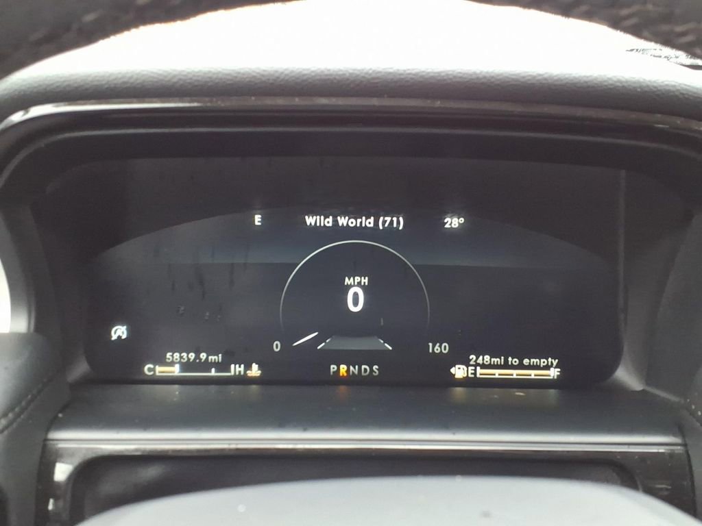 Certified 2023 Lincoln Nautilus AWD w/ Premium Package image 19