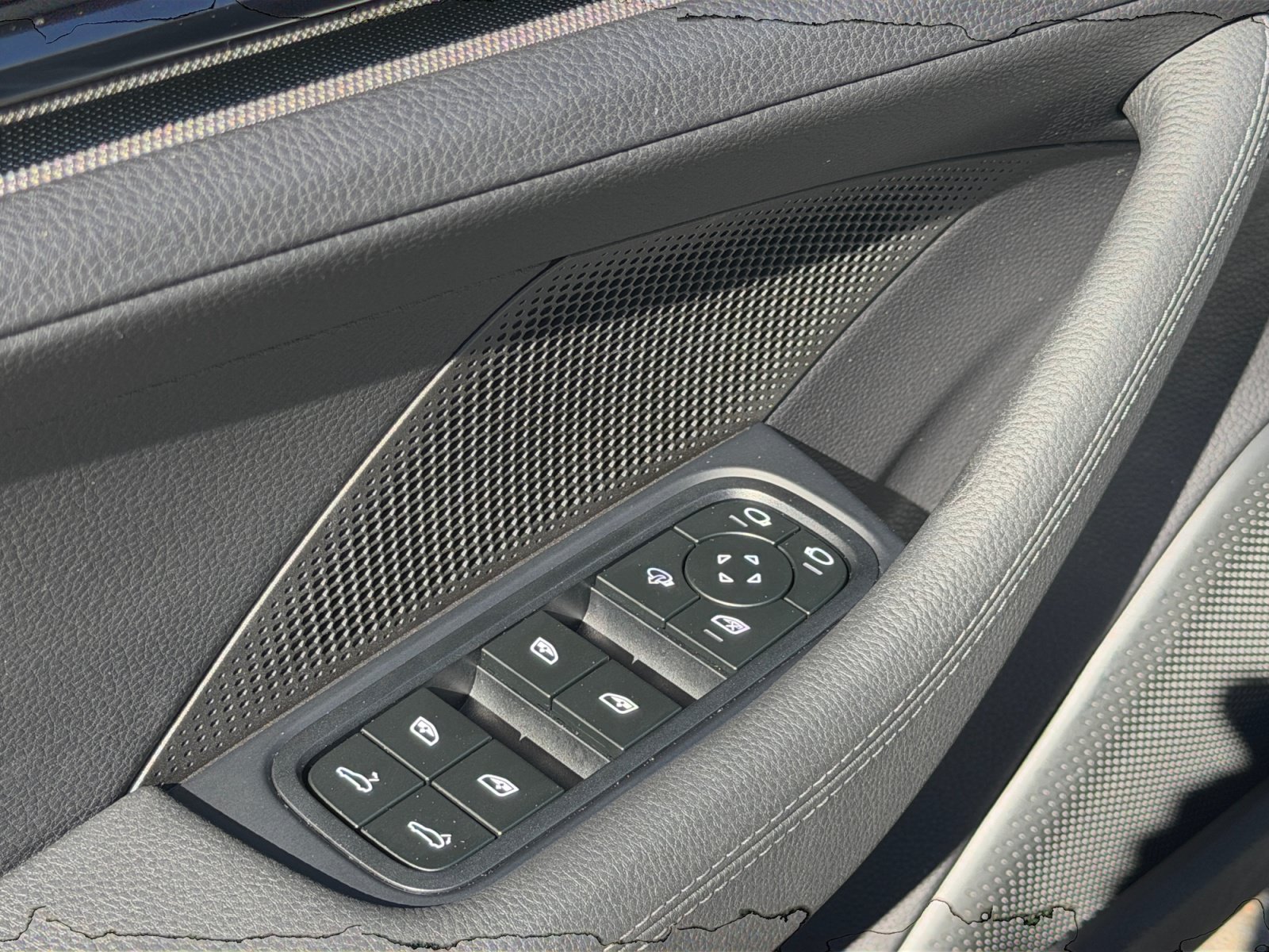 Used 2025 Porsche Panamera 4 AWD/4WD image 13