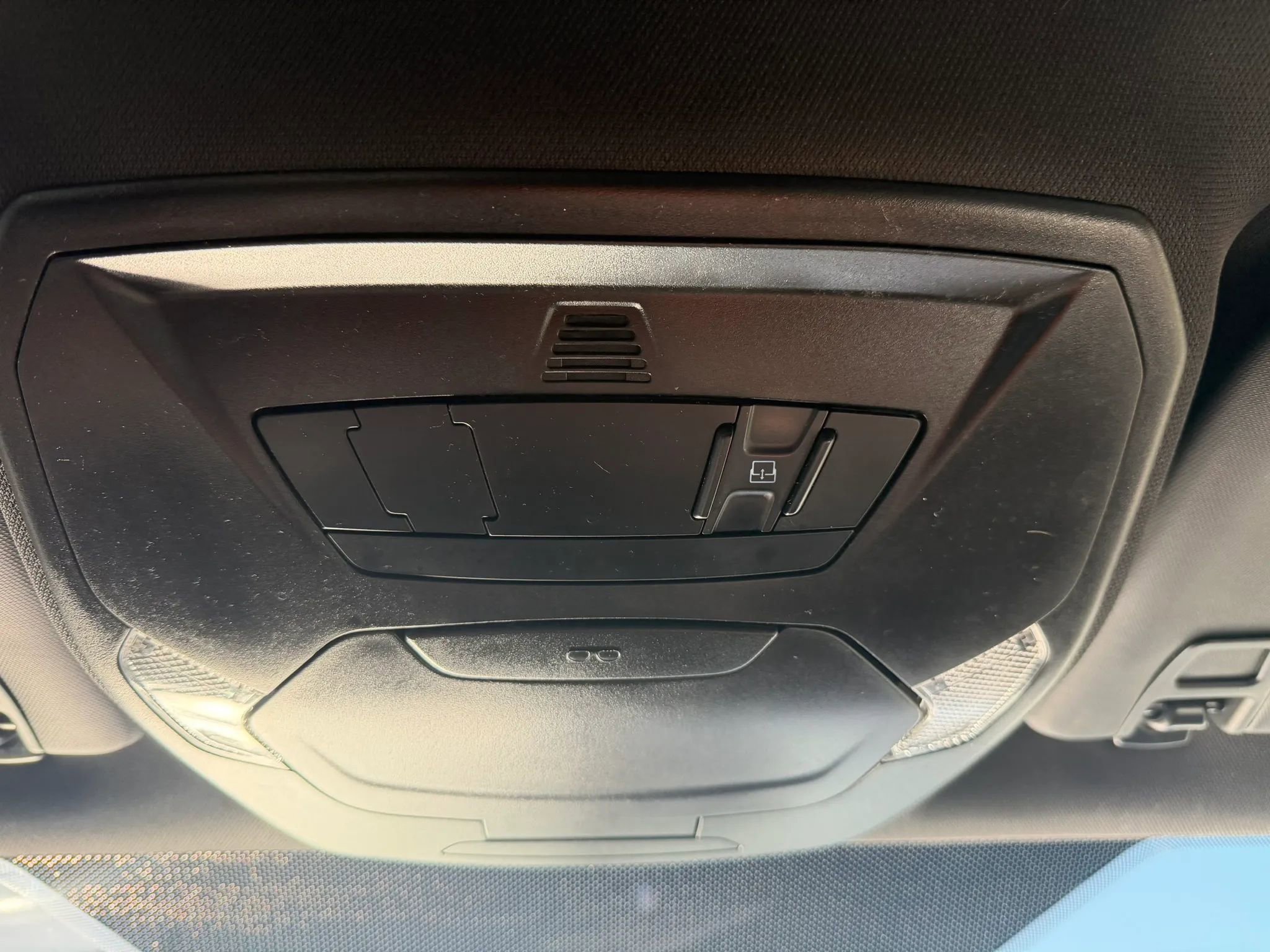 Used 2018 Ford Focus ST w/ Equipment Group 401A FWD image 23