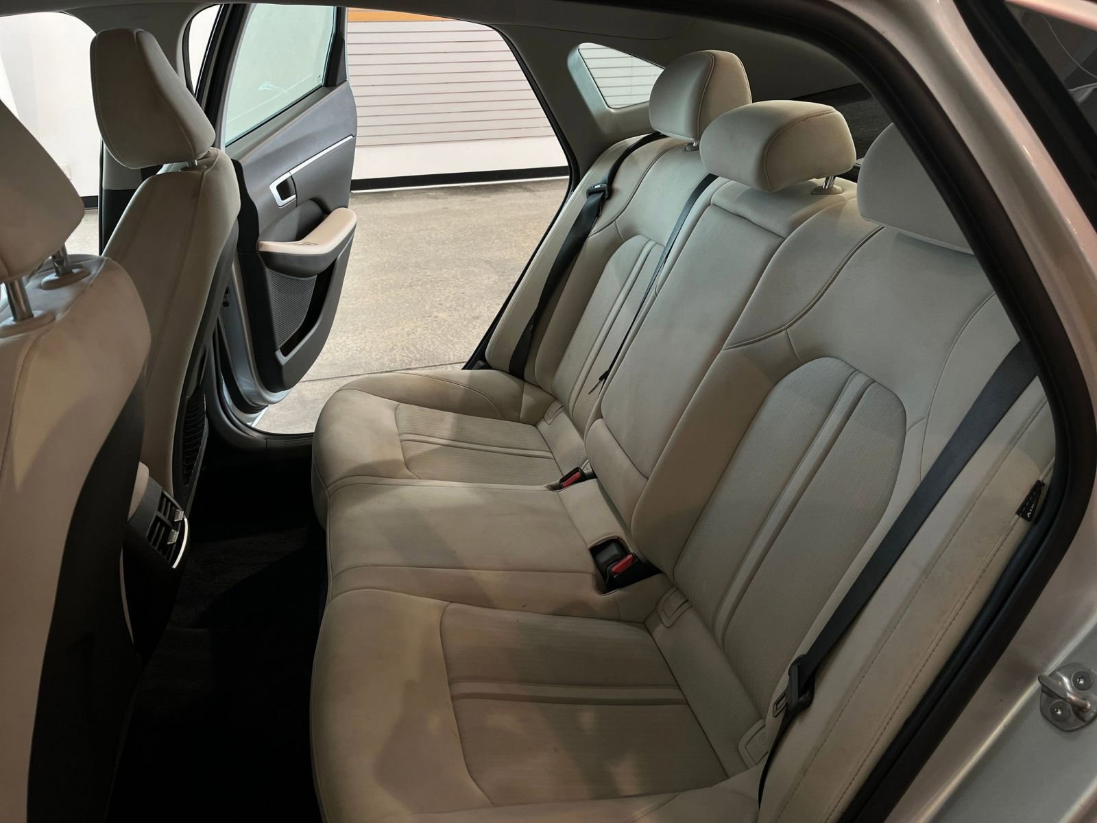 Used 2025 Hyundai Sonata SEL FWD image 39