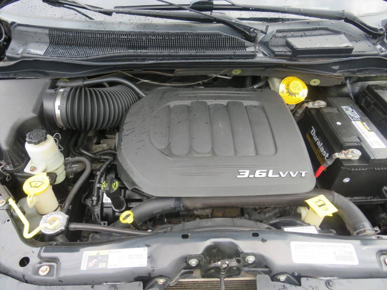 Used 2015 Chrysler Town & Country Touring FWD image 23