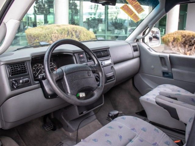 Used 1997 Volkswagen Eurovan Camper image 11