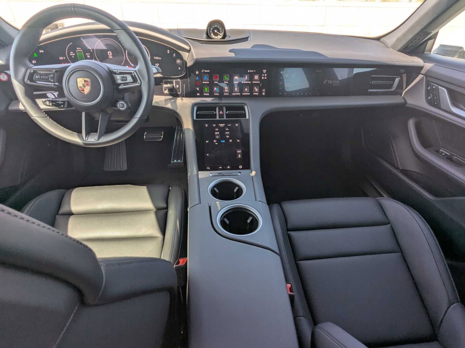 New 2025 Porsche Taycan 4S image 21