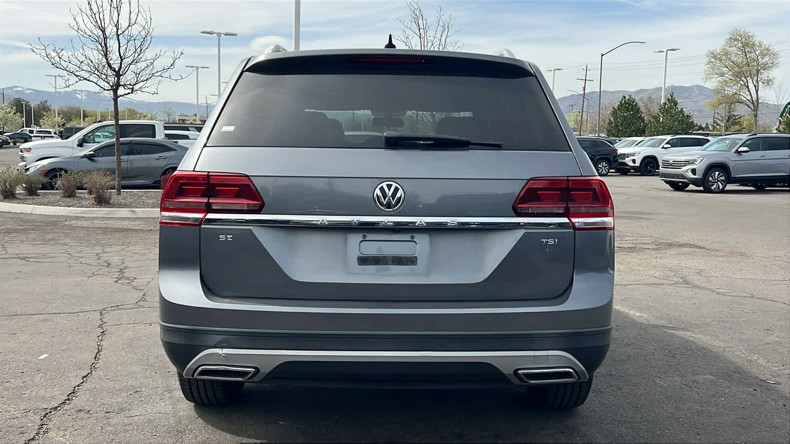 Used 2018 Volkswagen Atlas SE image 6