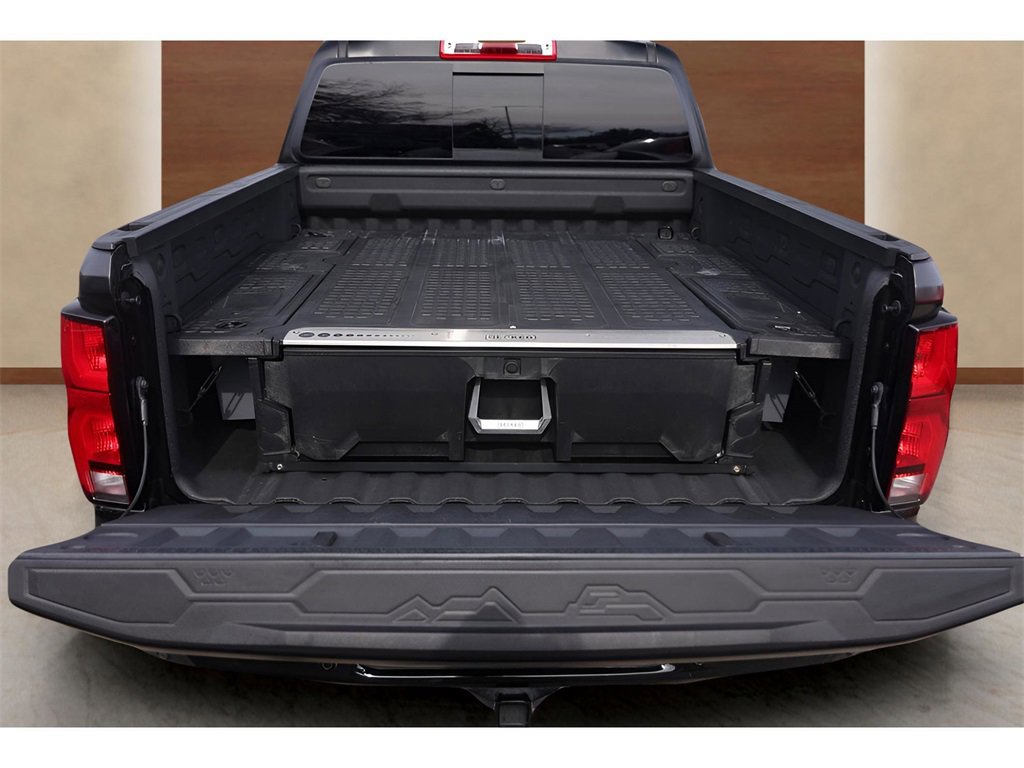 Used 2024 Chevrolet Colorado ZR2 w/ ZR2 Convenience Package III image 28