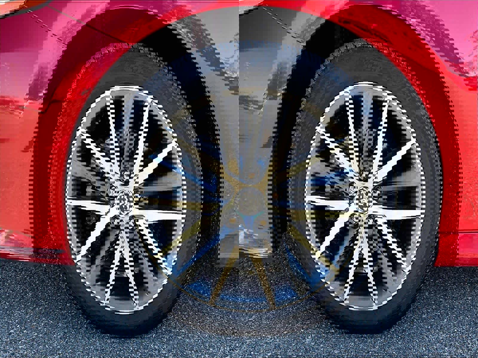 Used 2024 Toyota Camry XLE w/ Cold Weather Package image 7