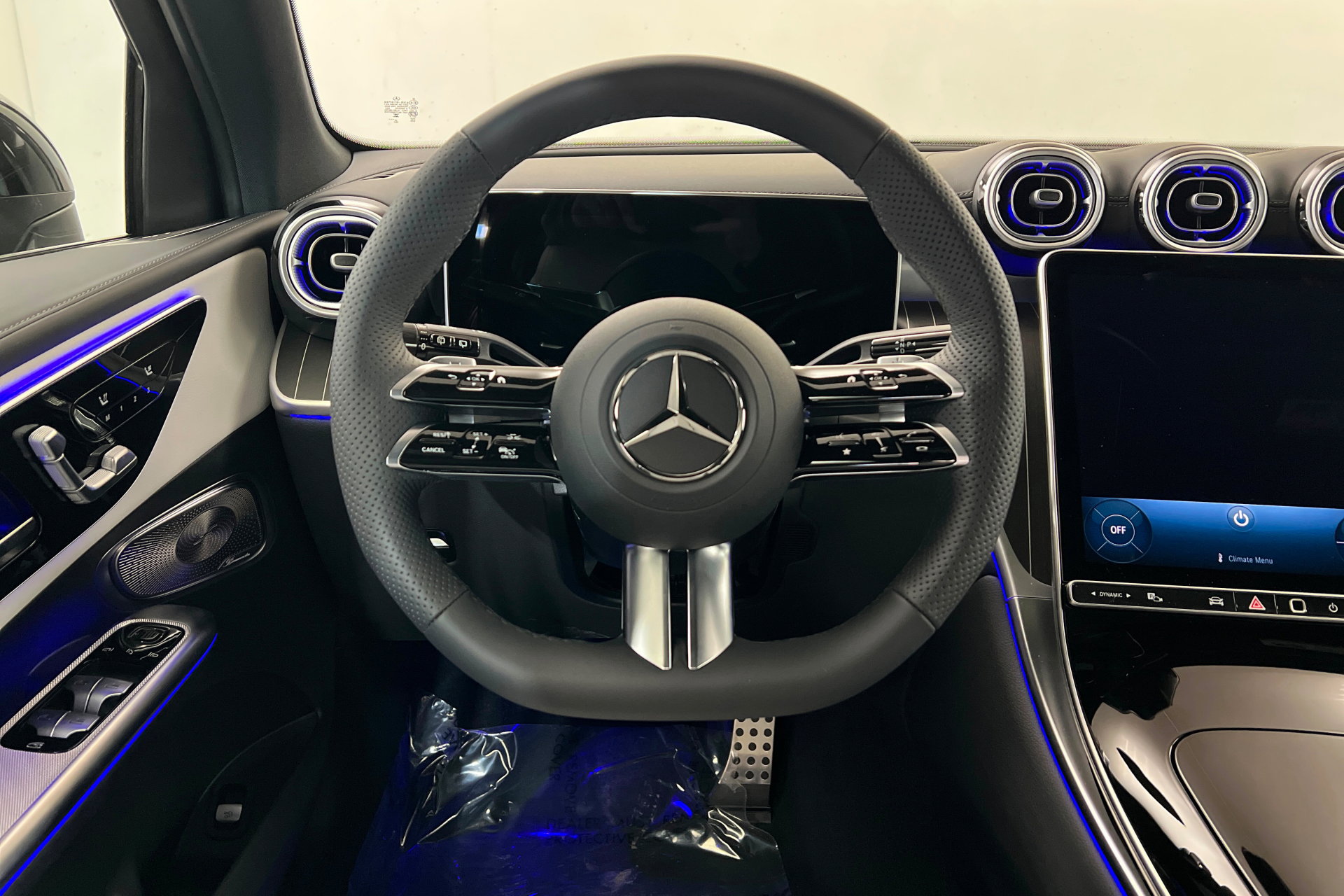 New 2026 Mercedes-Benz GLC 300 4MATIC image 12