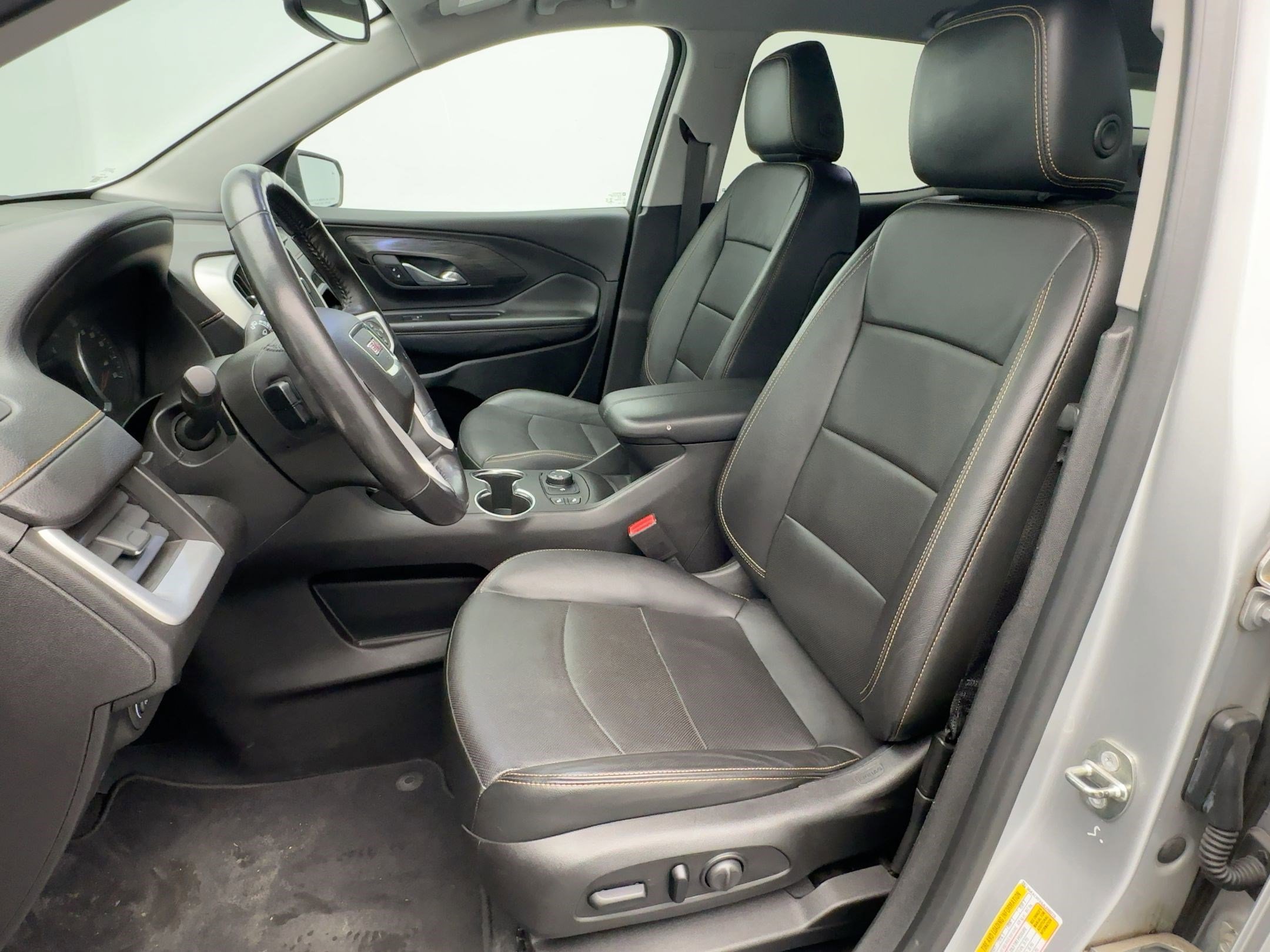 Certified 2018 GMC Terrain SLT w/ Preferred Package image 5