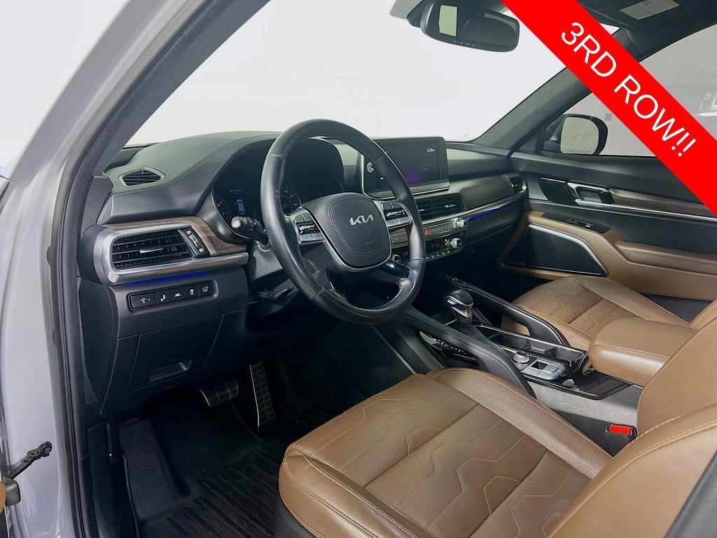 Used 2022 Kia Telluride SX w/ SX Prestige Package image 10