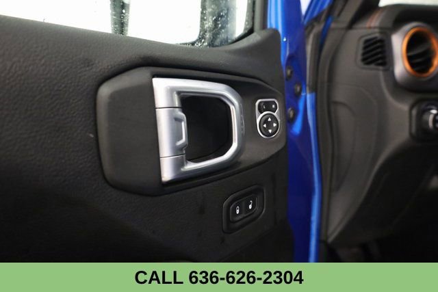 Used 2022 Jeep Gladiator Mojave w/ Trailer Tow Package image 17