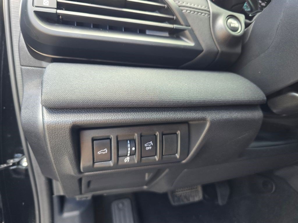 Used 2024 Subaru Outback Premium AWD/4WD image 28