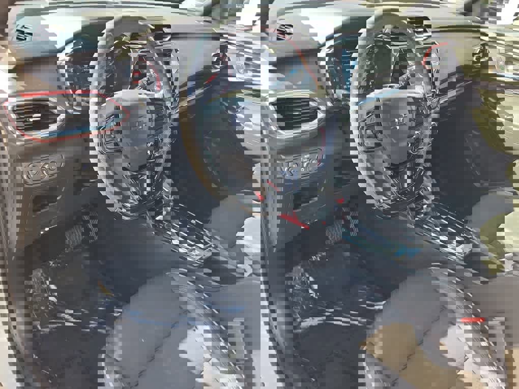 Used 2023 Chevrolet TrailBlazer RS w/ Convenience Package image 11