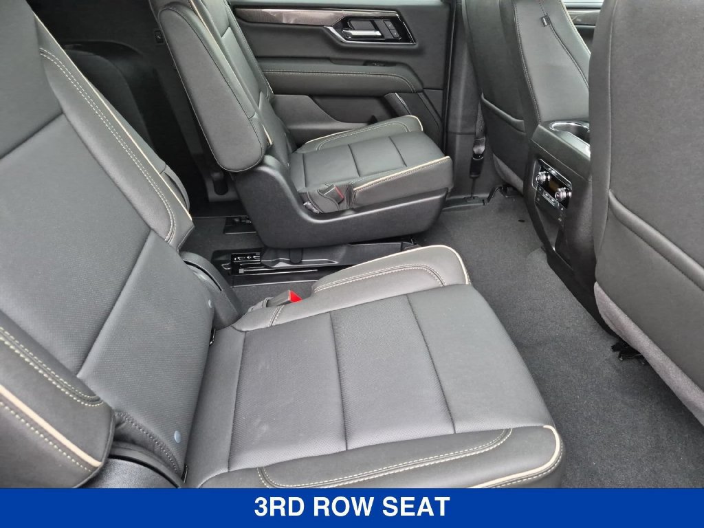 New 2026 GMC Yukon XL Elevation w/ LPO, Elevation Black Package AWD/4WD image 30