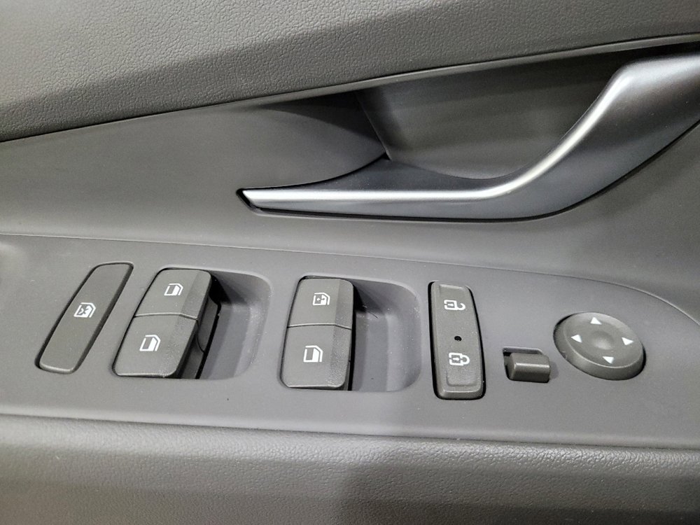 Used 2023 Hyundai Elantra SEL FWD image 27