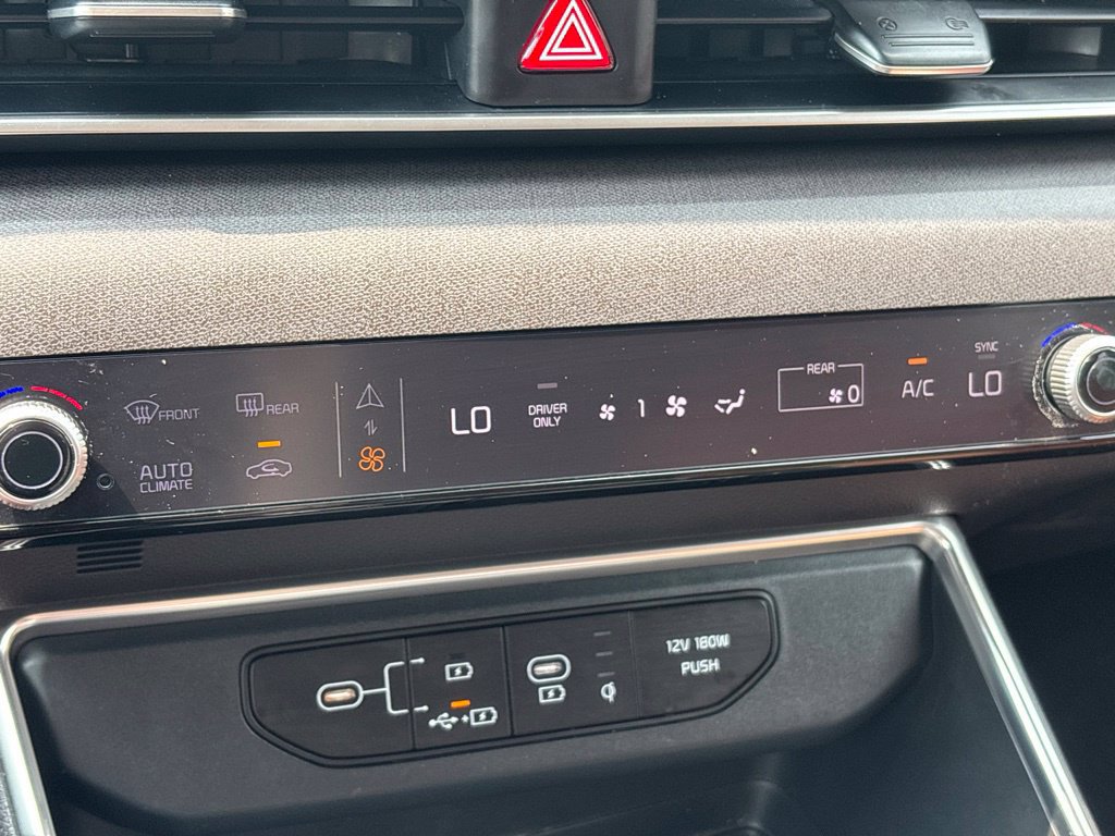 Certified 2025 Kia Carnival EX FWD image 34