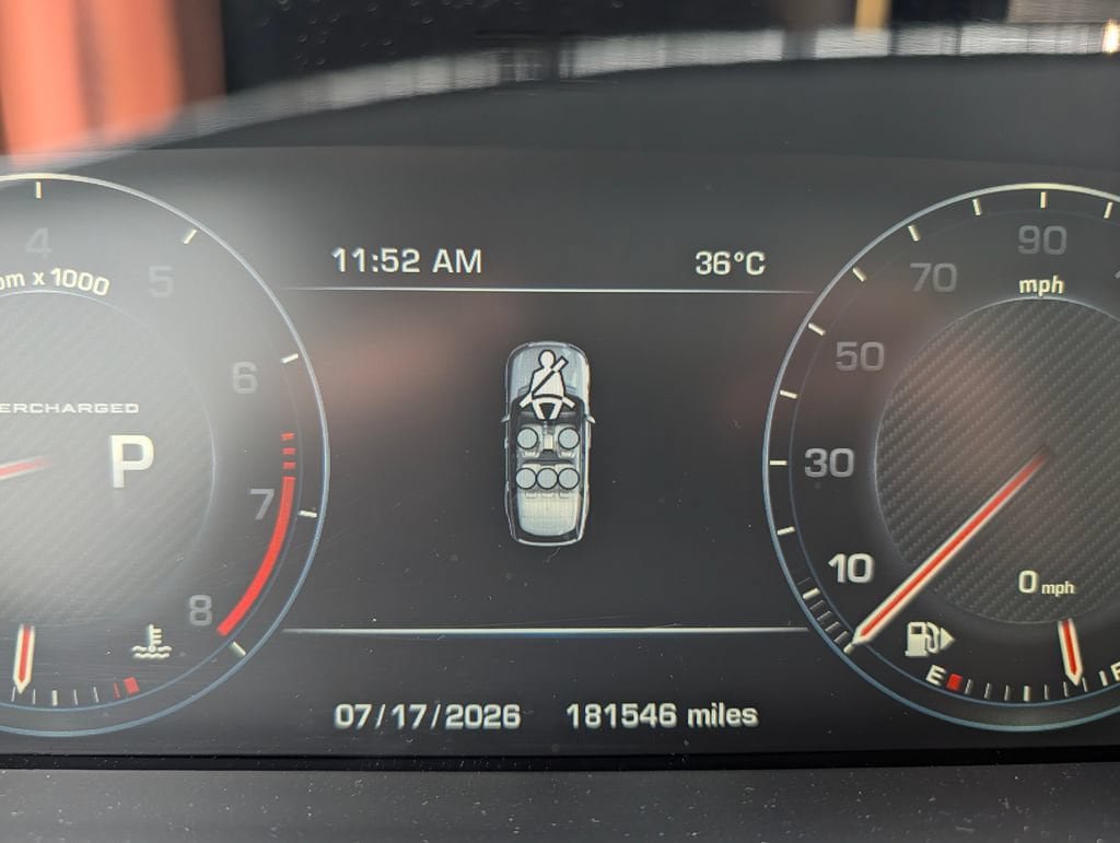 Used 2016 Land Rover Range Rover Supercharged AWD/4WD image 9