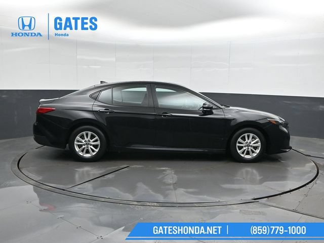 Used 2025 Toyota Camry LE w/ Convenience Package FWD image 3